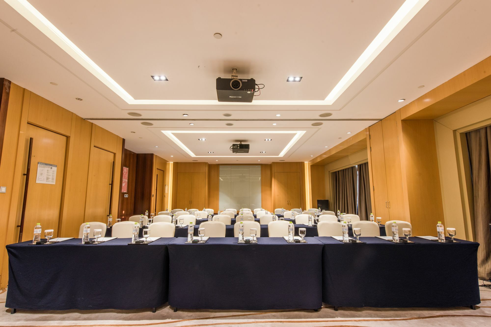 Sheraton Zhenjiang Hotel Dış mekan fotoğraf